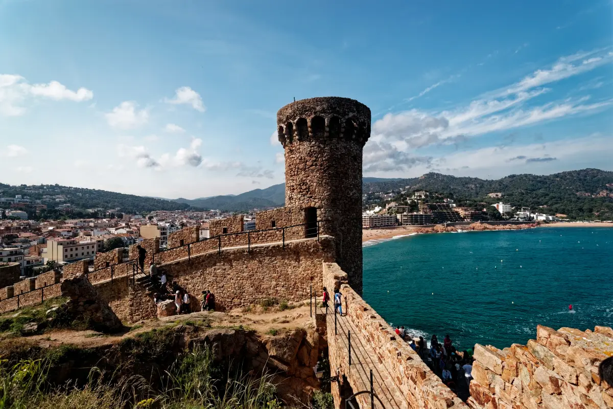 Explore the Best of Mar: A Coastal Paradise