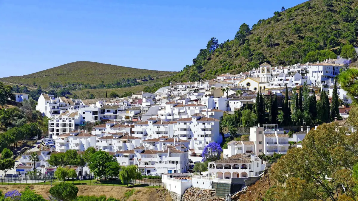 Discover the Charm of Benahavís, Spain