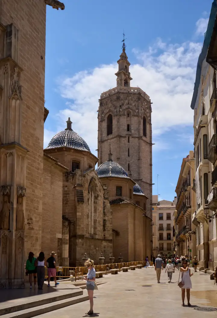 Discover the Charm of Valencia City